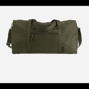 Vera Bradley large travel duffel